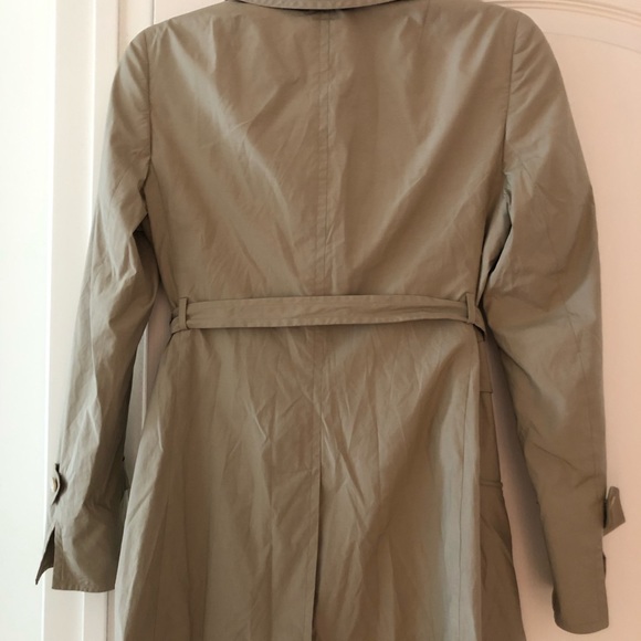 Akris Punto NWT
Double-Breasted Rain Coat - Picture 2 of 9